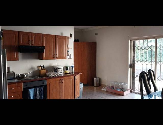 3 BEDROOM PROPERTY TO RENT IN WITFIELD